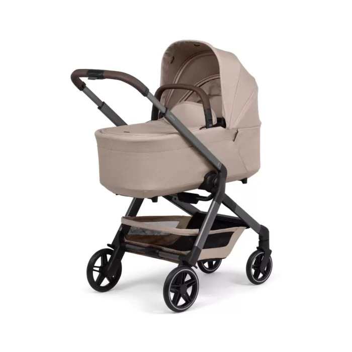 Hub² Complete Travel System with Cybex Cloud T & Base 