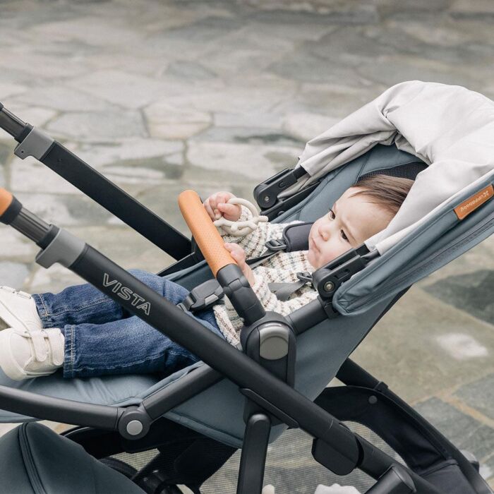 Vista V3 Travel System with Maxi Cosi Pebble 360 PRO2 & Base