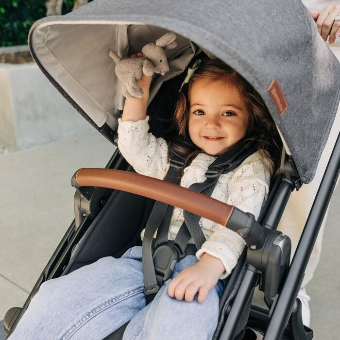 Vista V3 Travel System with Maxi Cosi Pebble 360 PRO2 & Base